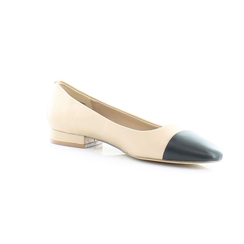Steve Madden Cream and Black Flats